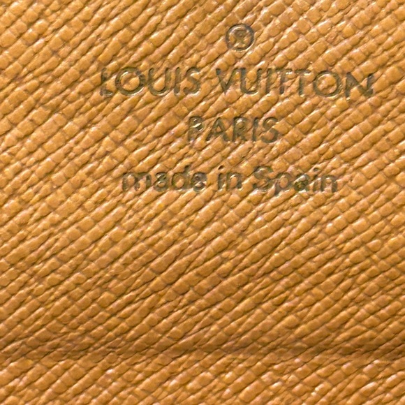 Louis Vuitton Sarah wallet dark Monogram used in decent condition. - Picture 7 of 14